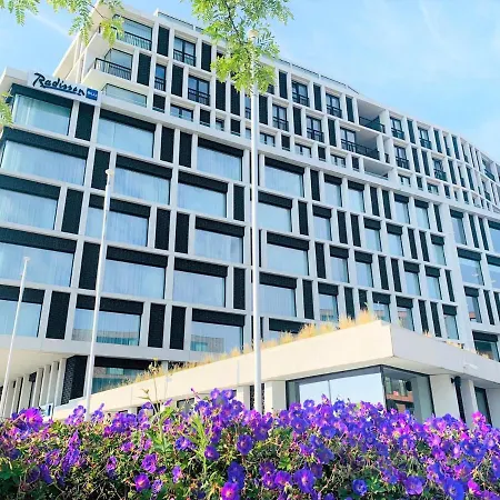酒店 Radisson Blu Hotel, 4*