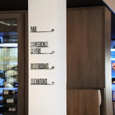 酒店 Radisson Blu Hotel, 4*