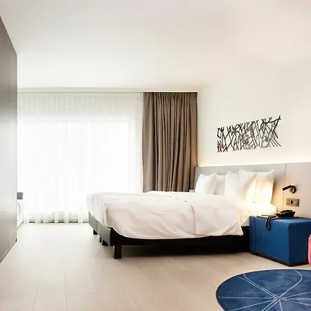 Radisson Blu Hotel, 4*