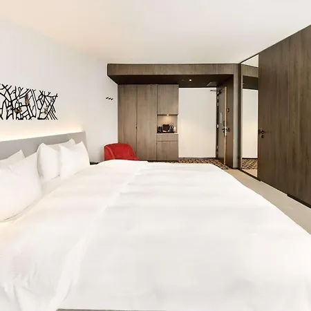 Radisson Blu Hotel, 4*