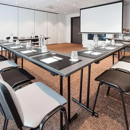 Radisson Blu Hotel, Hotel