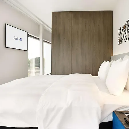 Hotel Radisson Blu Hotel, 4*